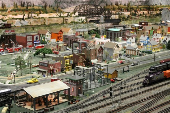 The Very Large Model Train Exhibit At The Foley Railroad Museum