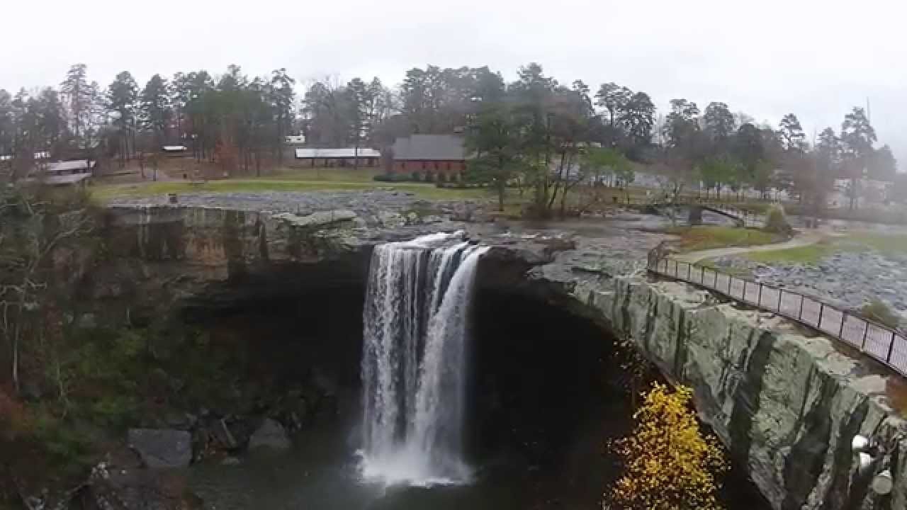 A Small Waterfall at Noccalula Falls