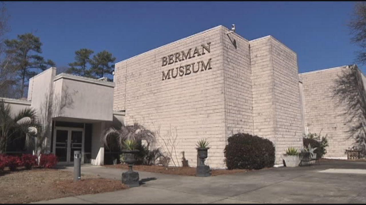 The Berman Museum of World History is one of the best of the Alabama roadside museums, especially if you like weapons and art.
